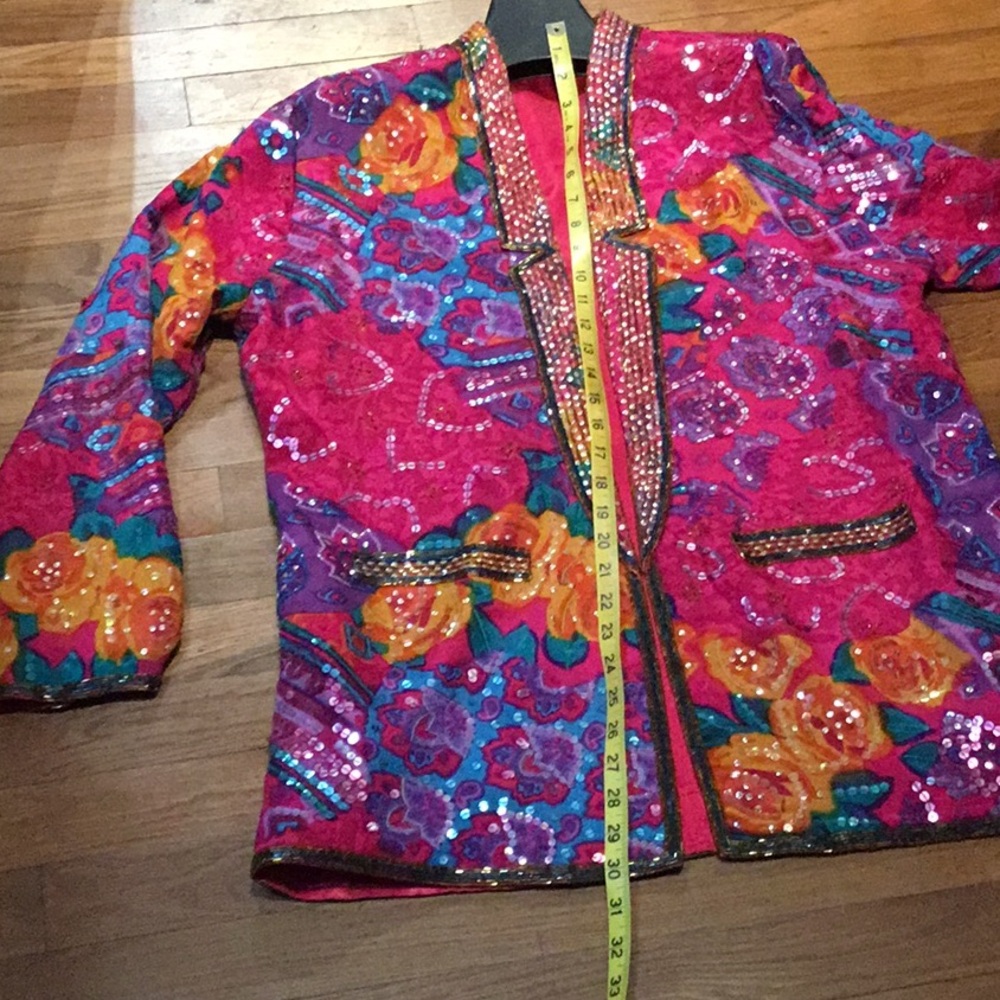 Judith Ann Creations. Glitzy and Glamorous Embellished Vintage Jacket! - Picture 8 of 12
